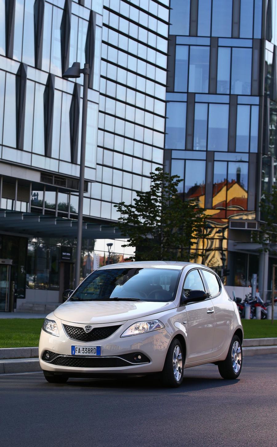  Lancia Ypsilon (846) 2015 года  (фото 26 из 31)